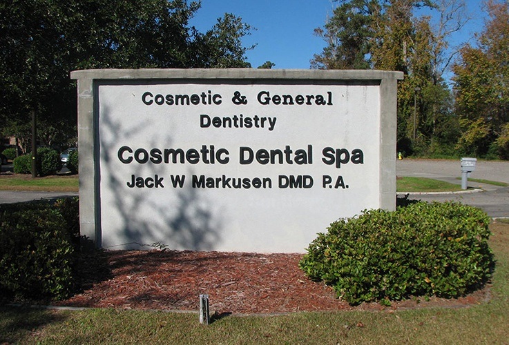 DocMark.com dental office sign